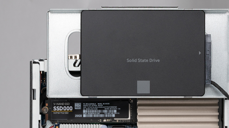 Solid State Drive